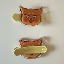 Load image into Gallery viewer, Croissant Hairclips (PANPALS)